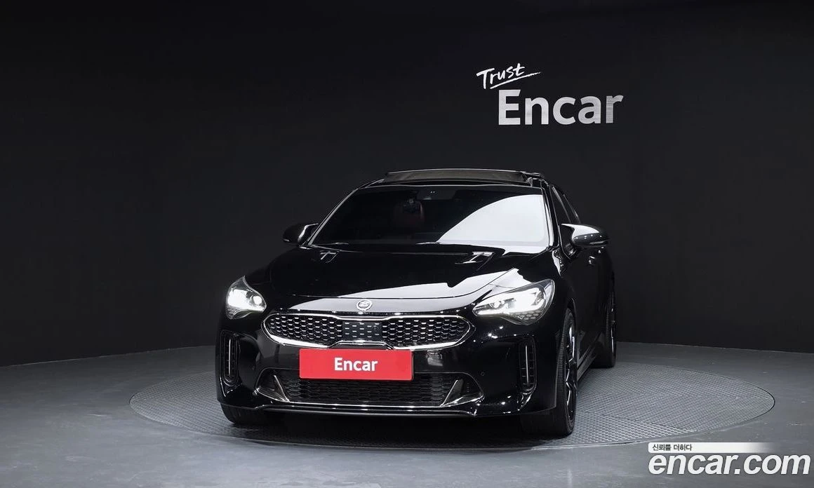 Kia Stinger 3.3 Turbo AWD GT, снимка 3 - Автомобили и джипове - 55856244