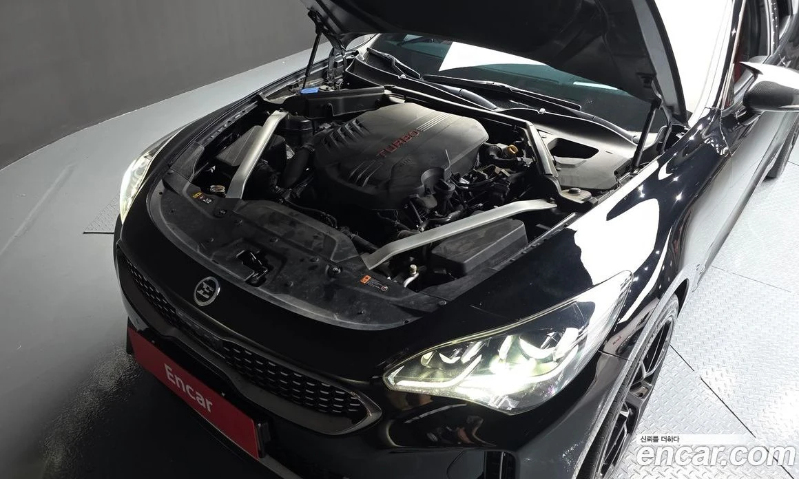 Kia Stinger 3.3 Turbo AWD GT, снимка 6 - Автомобили и джипове - 55856244