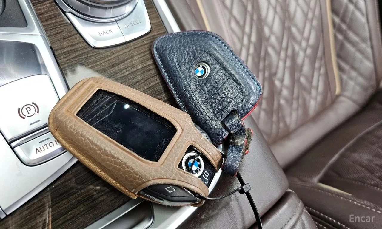 BMW 740 Ld xDrive Design Pure Excellence / АВТОКРЕДИТ, снимка 11 - Автомобили и джипове - 55949294