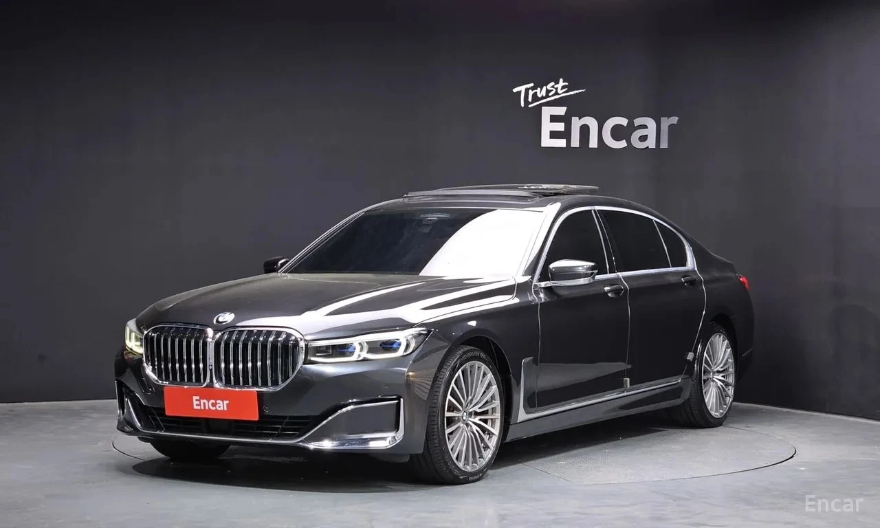 BMW 740 Ld xDrive Design Pure Excellence / АВТОКРЕДИТ