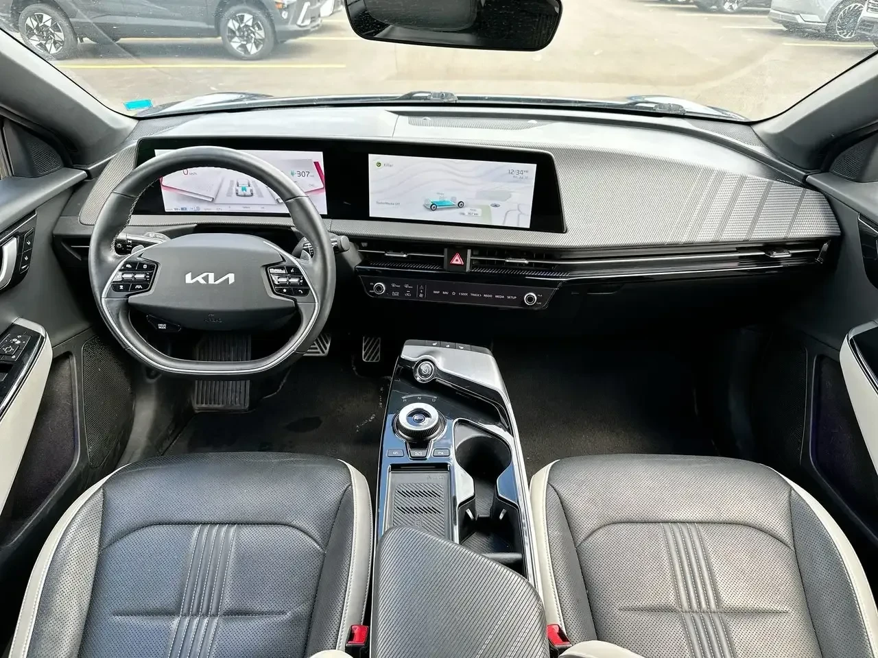 Kia EV6 GT/LONG RANGE/DUAL MOTOR/4X4/ЕДИН СОБСВЕНИК, снимка 7 - Автомобили и джипове - 56256849