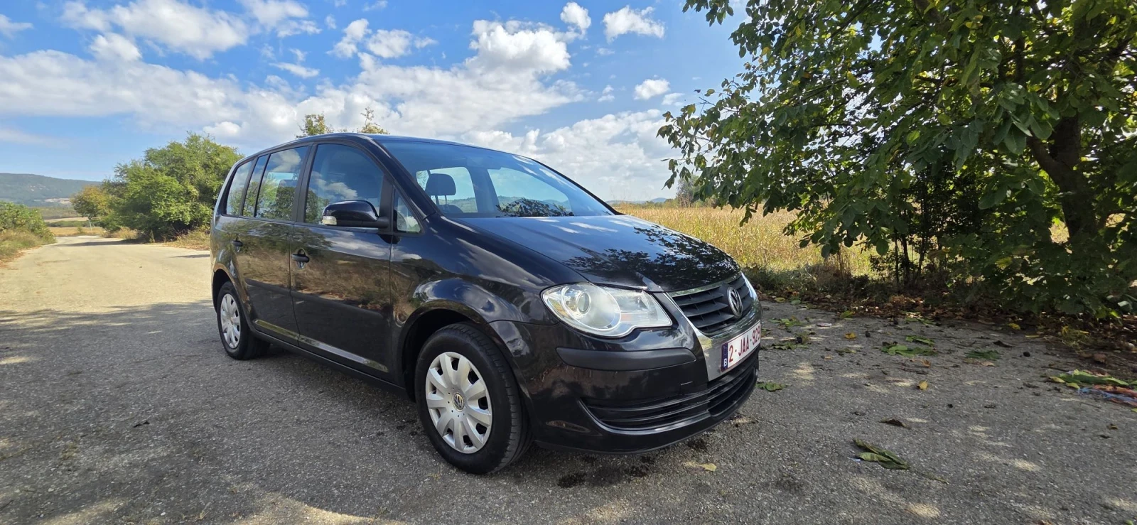 VW Touran 1.9 tdi, снимка 8 - Автомобили и джипове - 56288856