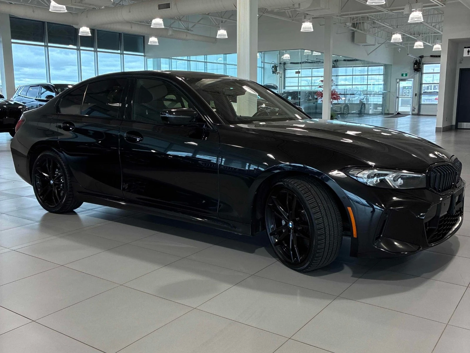 BMW 330 M-Sport * Harman/Kardon * ���������� (���� �� ��) | Mobile.bg � ����������� 3