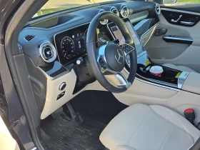 Mercedes-Benz GLC 300 2 КЛЮЧА * ПАНОРАМА * ПОДГРЕВИ * CARFAX, снимка 8