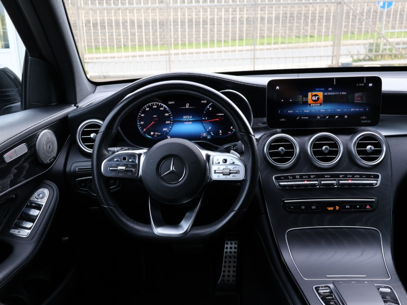 Mercedes-Benz GLC 300 d AMG* FACELIFT* 4-MATIC* LED* AIR MATIK* 9G.ПАНОР, снимка 11 - Автомобили и джипове - 45999045
