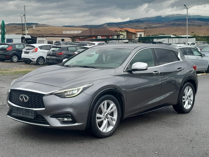 Infiniti Q30 1.5d, снимка 3 - Автомобили и джипове - 47208876