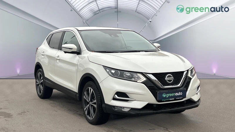 Nissan Qashqai 1.3 TCe 160к.с., снимка 8 - Автомобили и джипове - 48051760