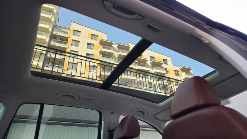 VW Tiguan 2.0TDi DSG, снимка 11 - Автомобили и джипове - 51332675