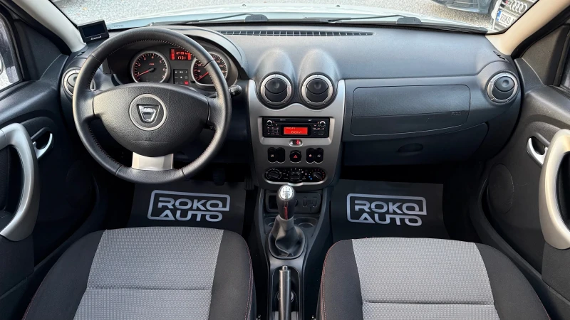 Dacia Duster 1.6i\127 378.км.\БЯЛА ПЕРЛА\DELSEY ИЗПЪЛНЕНИЕ , снимка 10 - Автомобили и джипове - 51945624