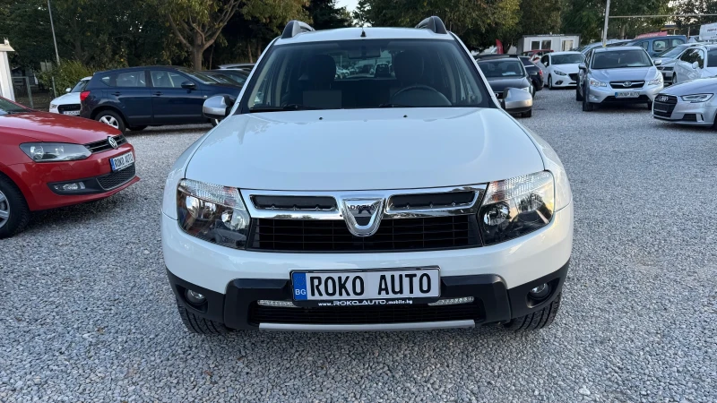 Dacia Duster 1.6i\127 378.км.\БЯЛА ПЕРЛА\DELSEY ИЗПЪЛНЕНИЕ , снимка 2 - Автомобили и джипове - 51945624