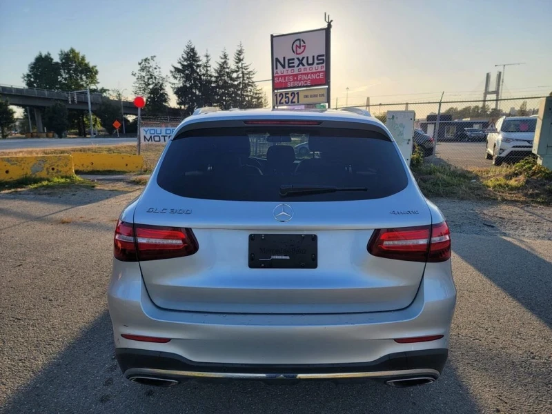 Mercedes-Benz GLC 300 AMG panorama 360*  , снимка 5 - Автомобили и джипове - 52417062