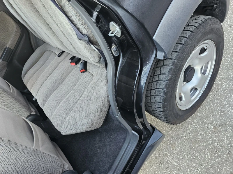 Suzuki Grand vitara, снимка 6 - Автомобили и джипове - 52774653