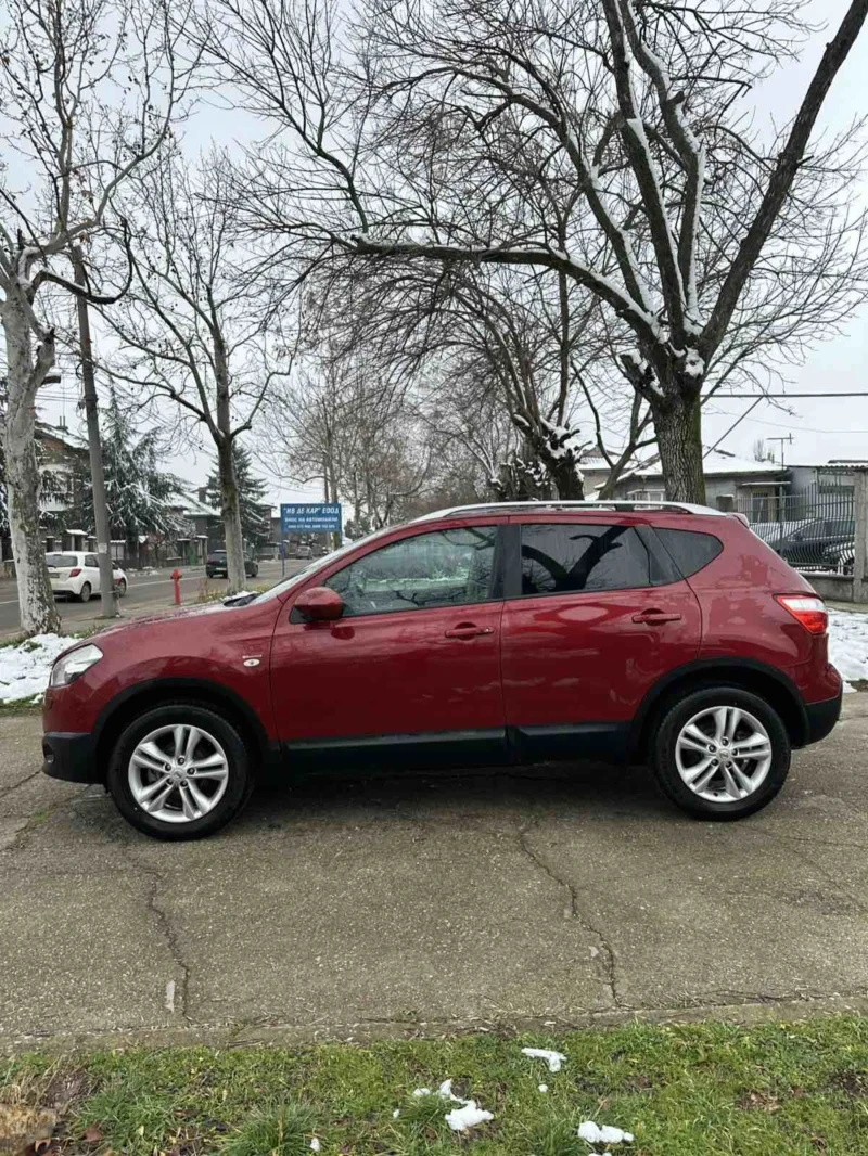 Nissan Qashqai, снимка 7 - Автомобили и джипове - 53391289