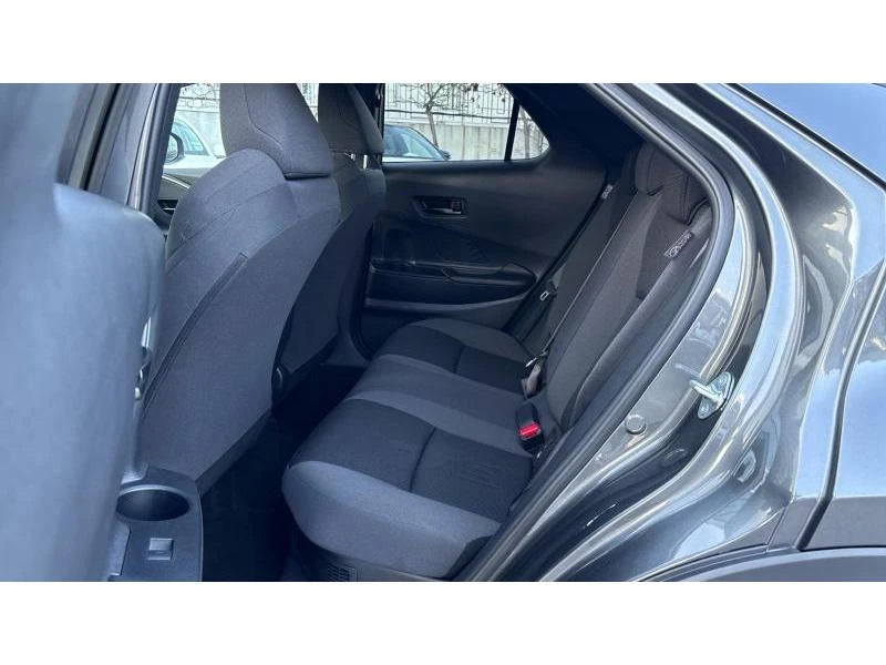 Toyota C-HR 1.8 HEV E-CVT CLUB FWD, снимка 11 - Автомобили и джипове - 54042190