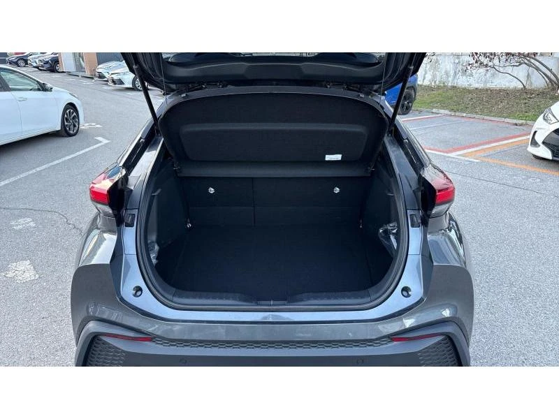 Toyota C-HR 1.8 HEV E-CVT CLUB FWD, снимка 10 - Автомобили и джипове - 54042190