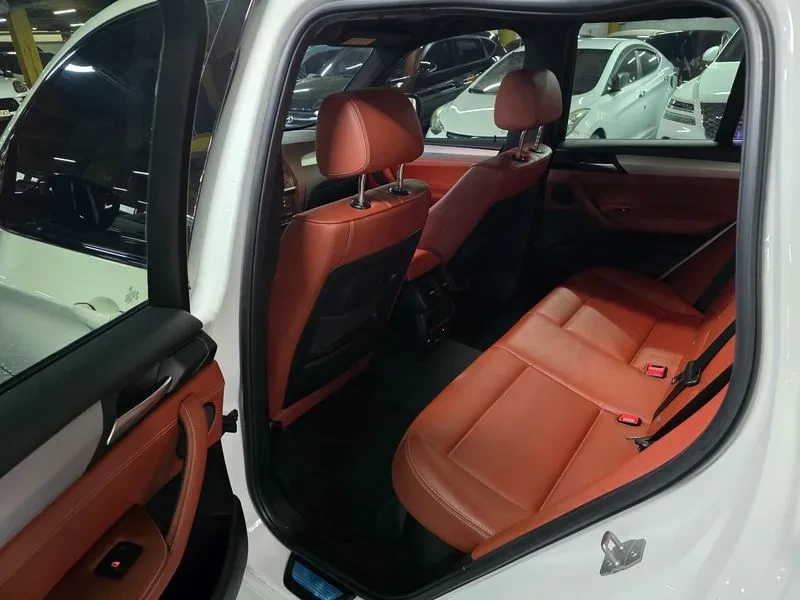 BMW X3 2.0d, снимка 13 - Автомобили и джипове - 54603123
