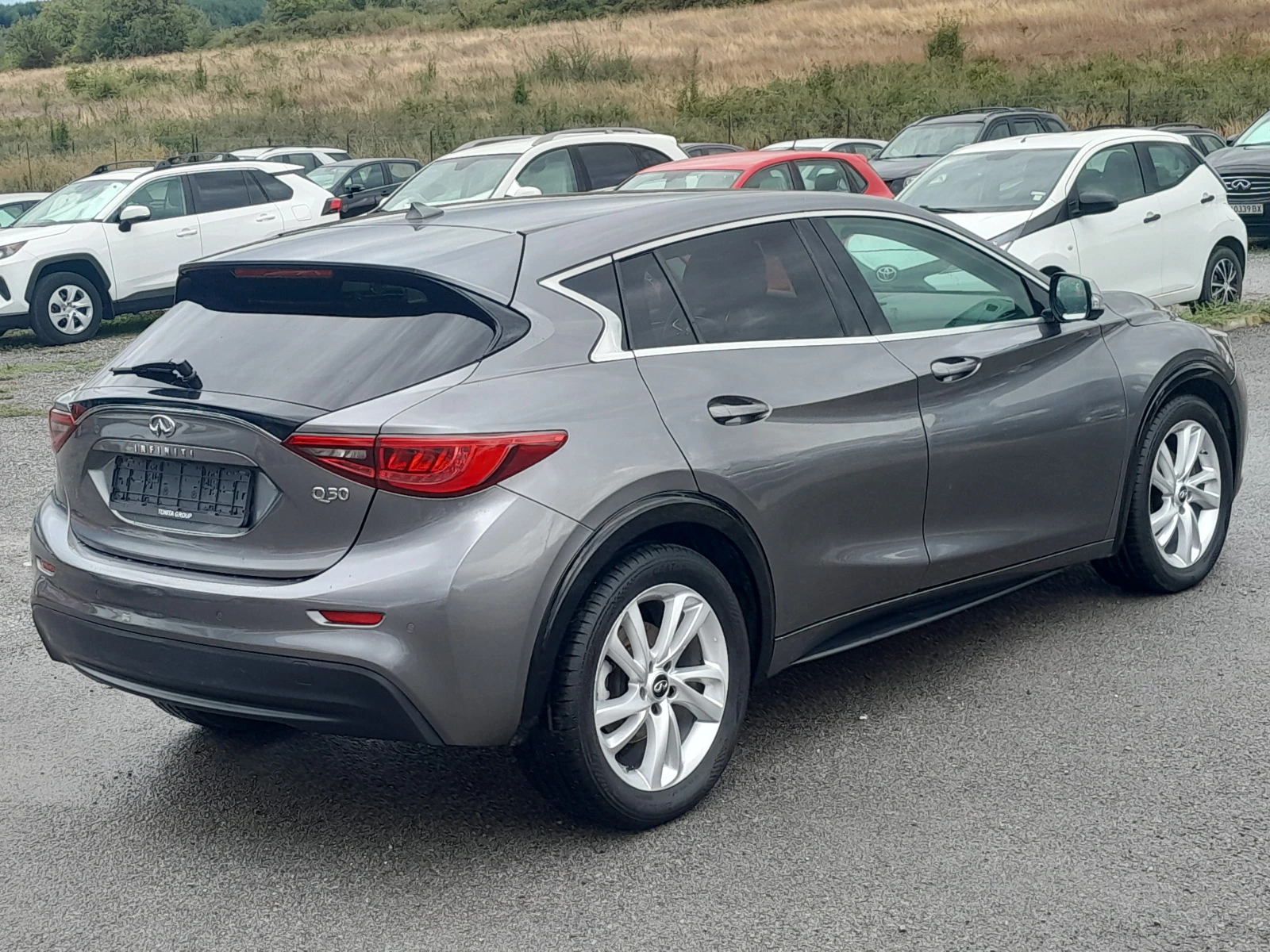 Infiniti Q30 1.5d - изображение 6