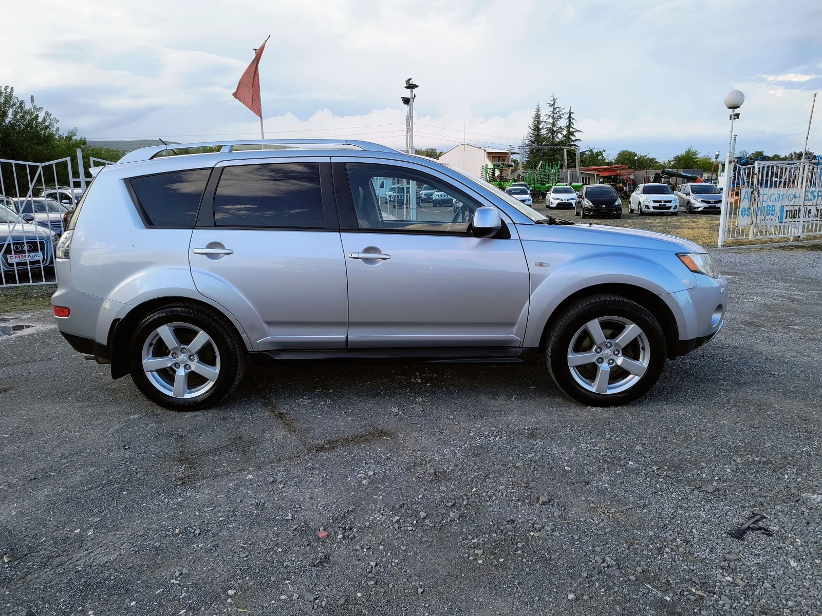 Mitsubishi Outlander 2.4-170 КС ГАЗ/БЕНЗИН AUTOMATIC!!!! - изображение 4