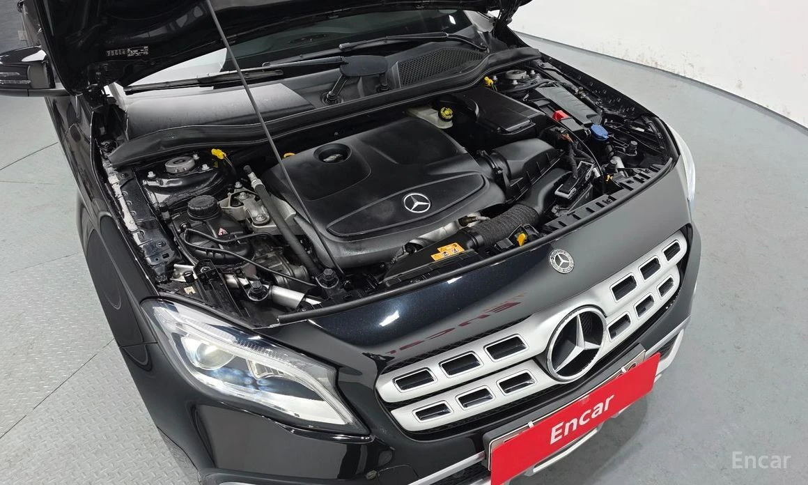 Mercedes-Benz GLA 220  - изображение 6