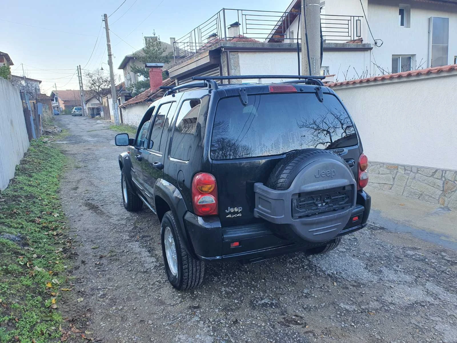 Jeep Cherokee Liberty KJ 2.5 CRD - изображение 7