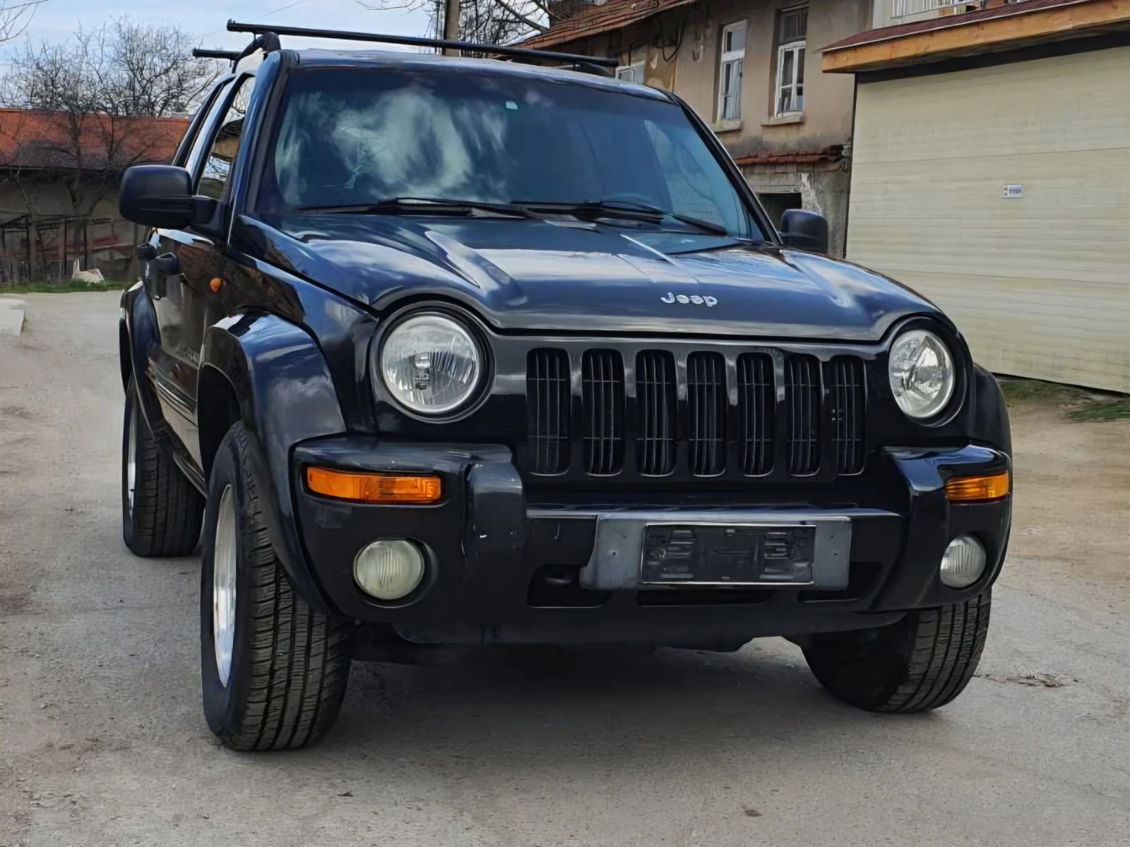 Jeep Cherokee Liberty KJ 2.5 CRD, снимка 4 - Автомобили и джипове - 53895348