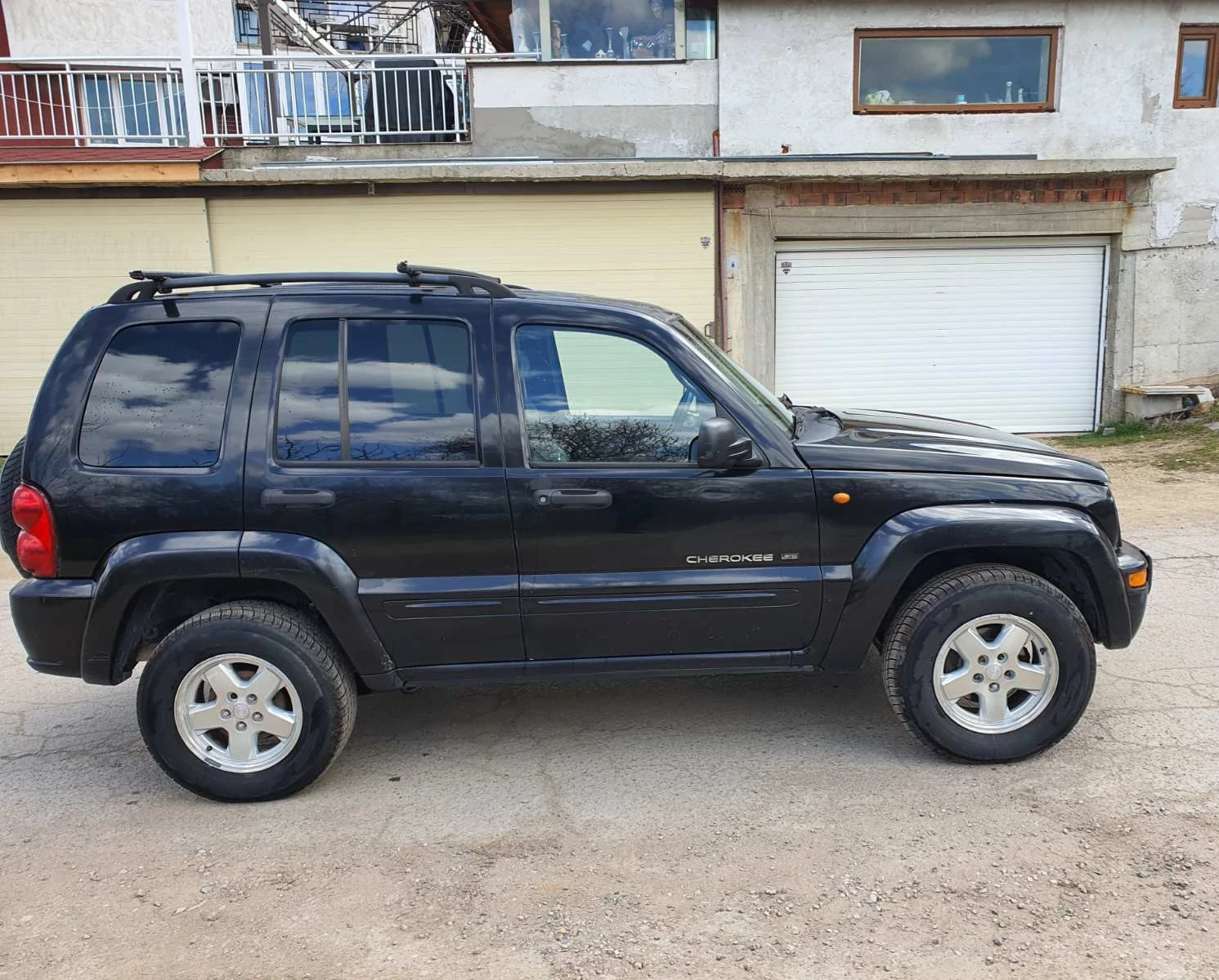 Jeep Cherokee Liberty KJ 2.5 CRD, снимка 5 - Автомобили и джипове - 53895348