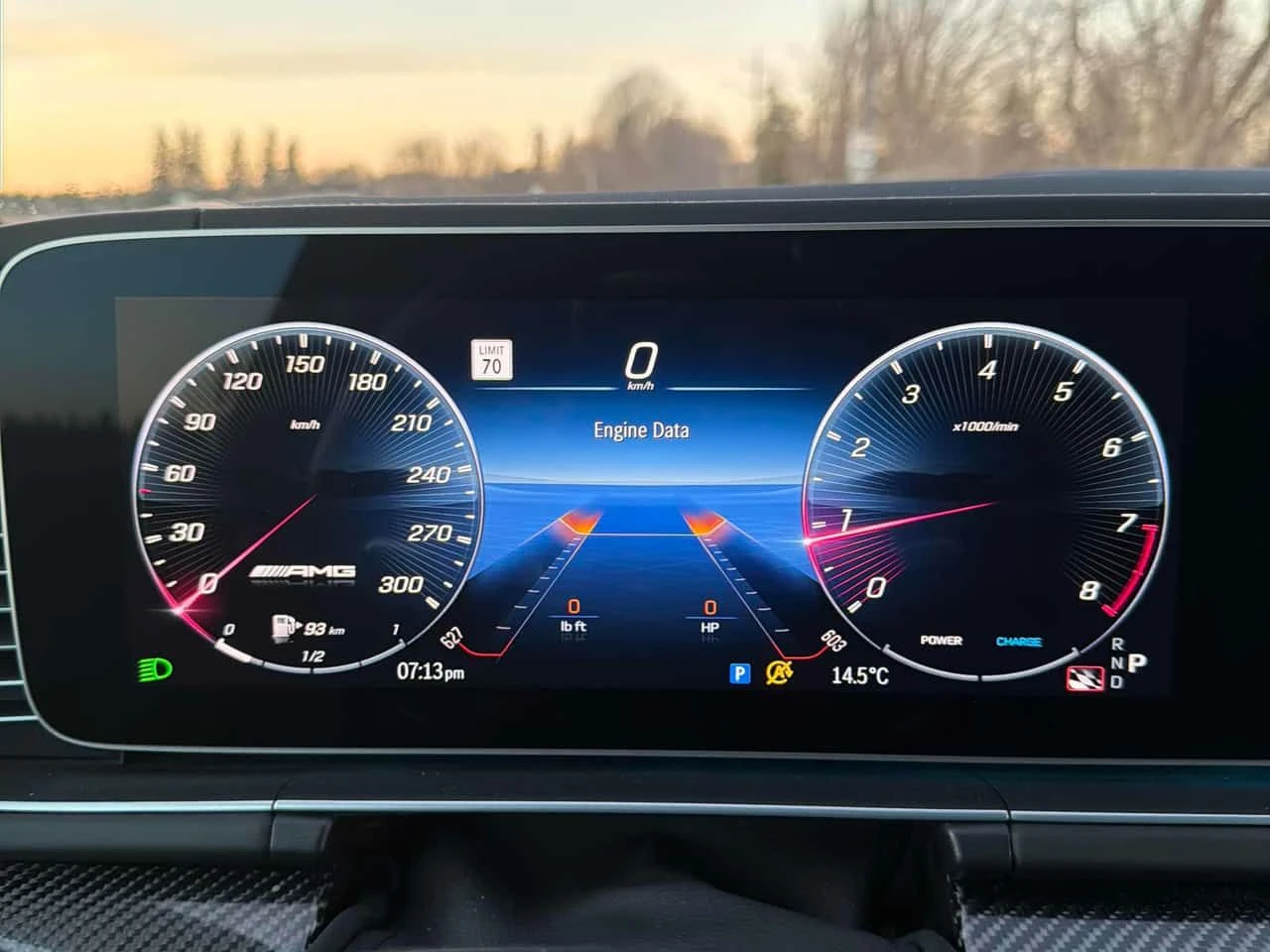 Mercedes-Benz GLC 63 AMG * SOFT CLOSE * 360 * HEAD UP* ДИСТРОНИК* МАСАЖИ, снимка 8 - Автомобили и джипове - 53816855