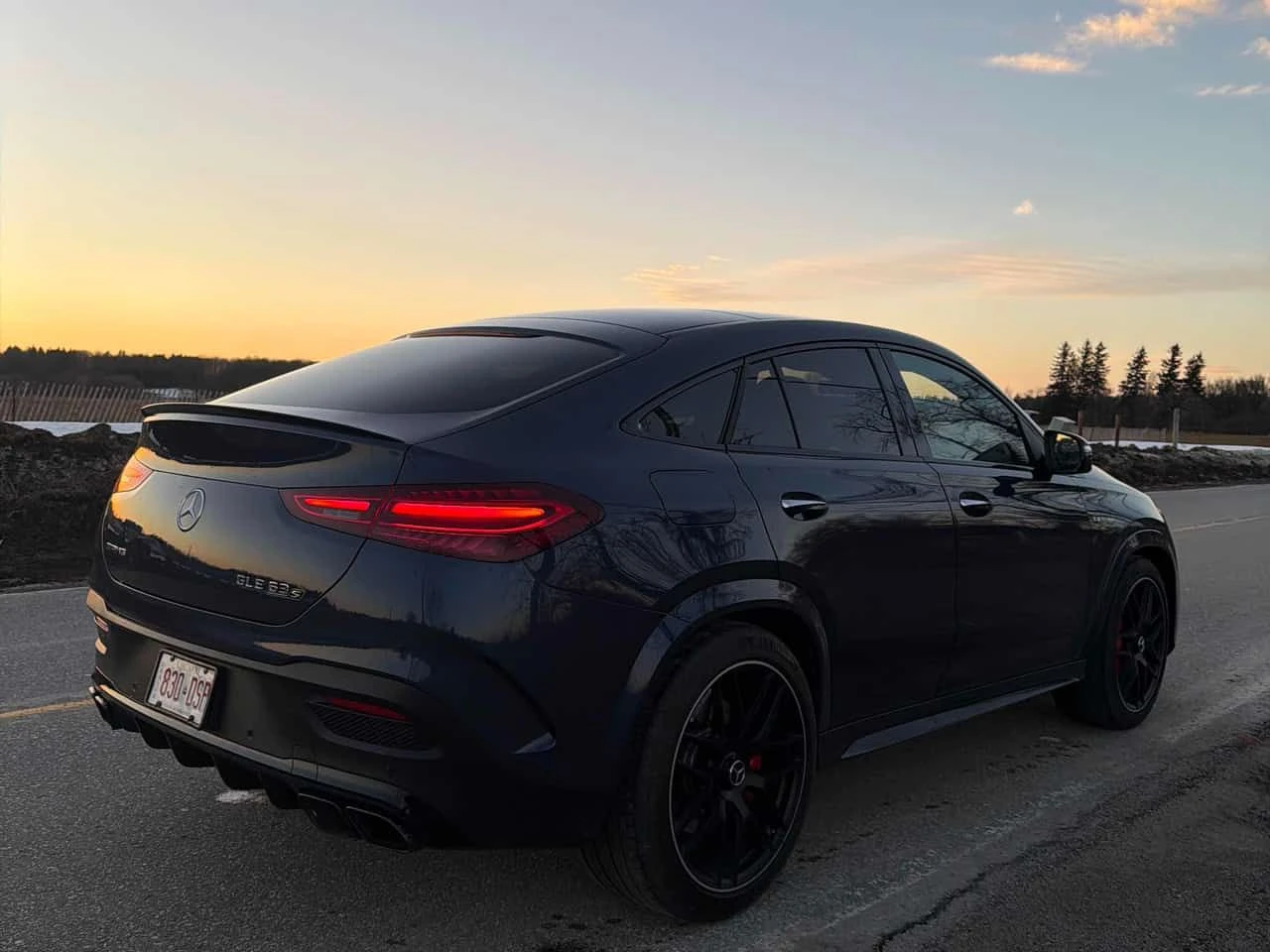 Mercedes-Benz GLC 63 AMG * SOFT CLOSE * 360 * HEAD UP* ДИСТРОНИК* МАСАЖИ, снимка 3 - Автомобили и джипове - 53816855