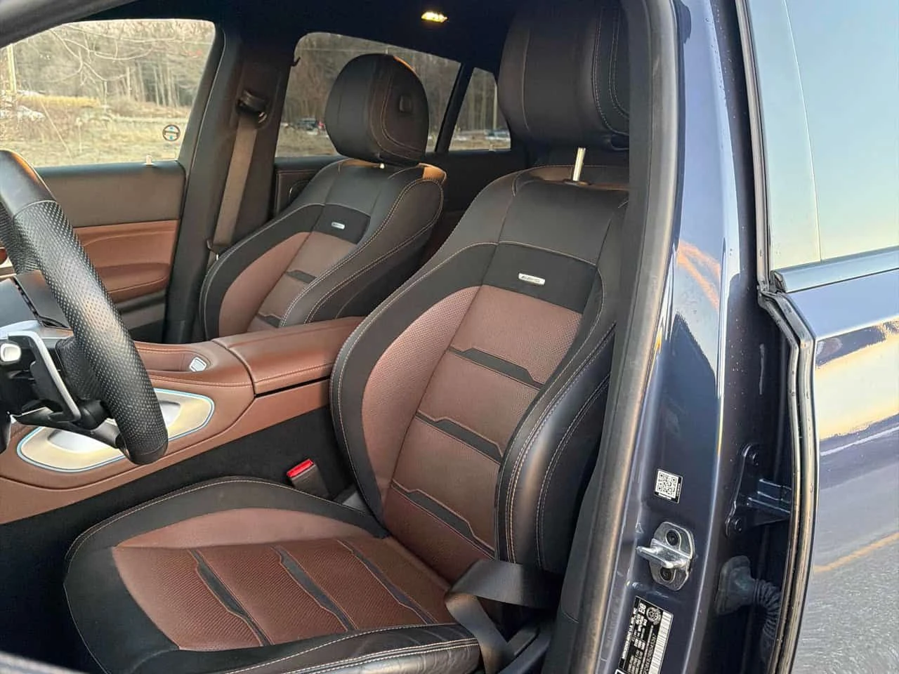 Mercedes-Benz GLC 63 AMG * SOFT CLOSE * 360 * HEAD UP* ДИСТРОНИК* МАСАЖИ, снимка 13 - Автомобили и джипове - 53816855