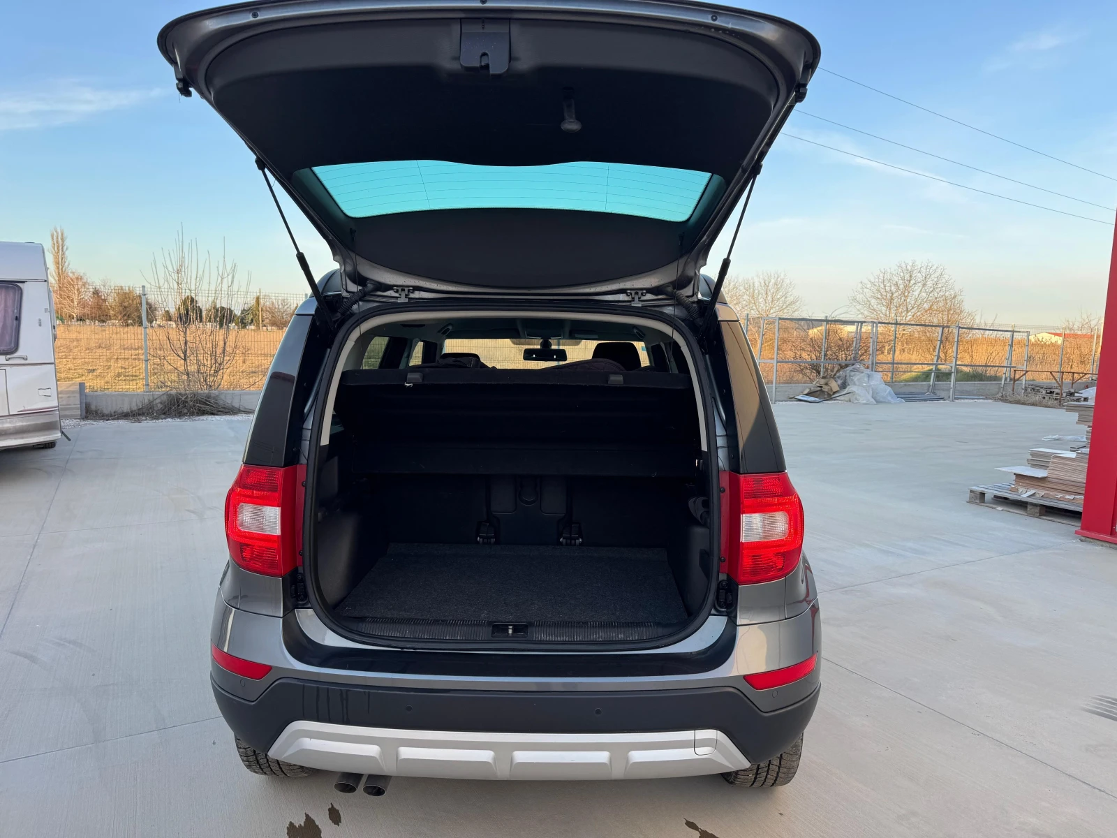 Skoda Yeti, снимка 2 - Автомобили и джипове - 53923709