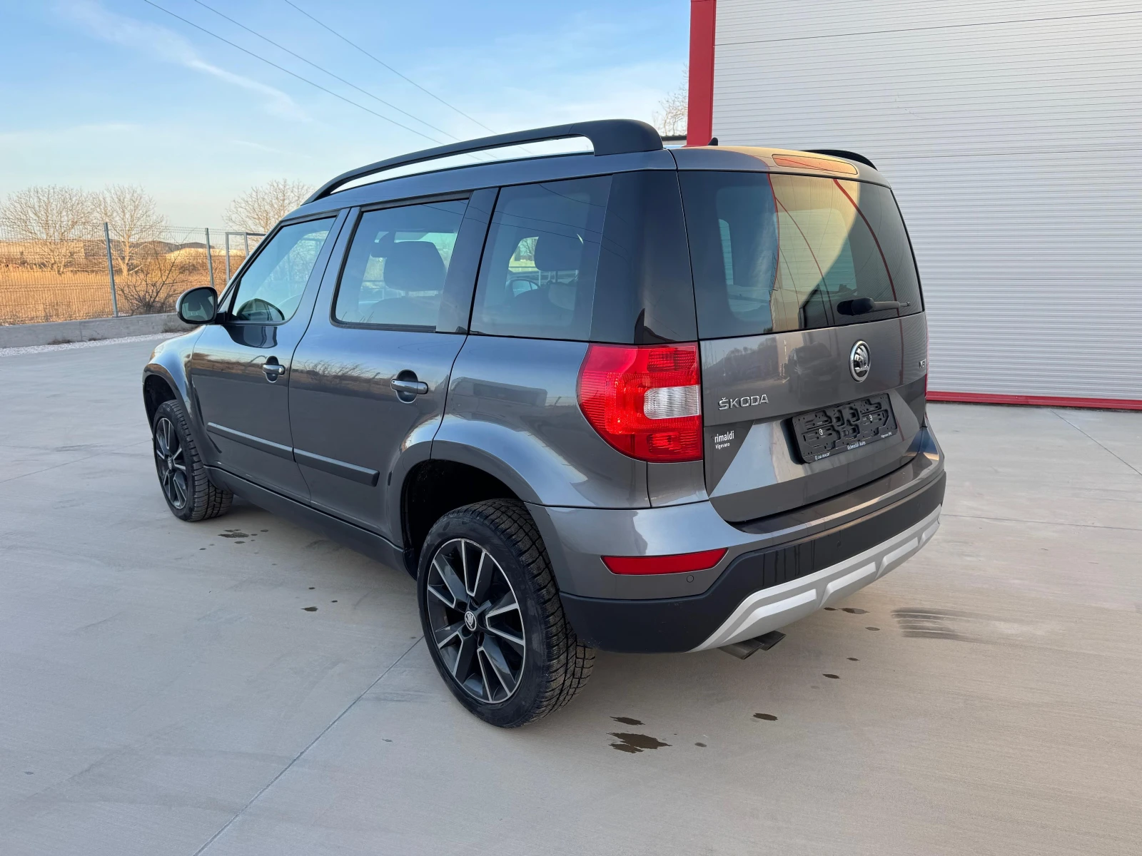 Skoda Yeti, снимка 8 - Автомобили и джипове - 53923709