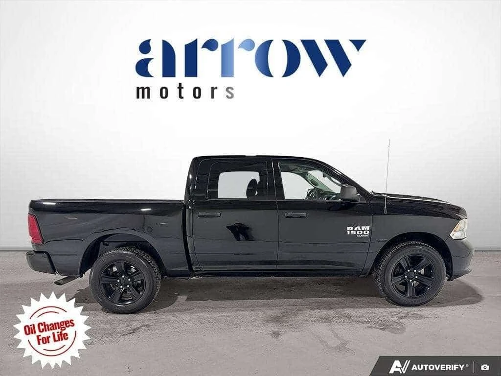 Dodge RAM 1500 * Express 4x4 Crew Cab 5'7 Box * CARFAX * ЦЕНА, снимка 6 - Автомобили и джипове - 54805250