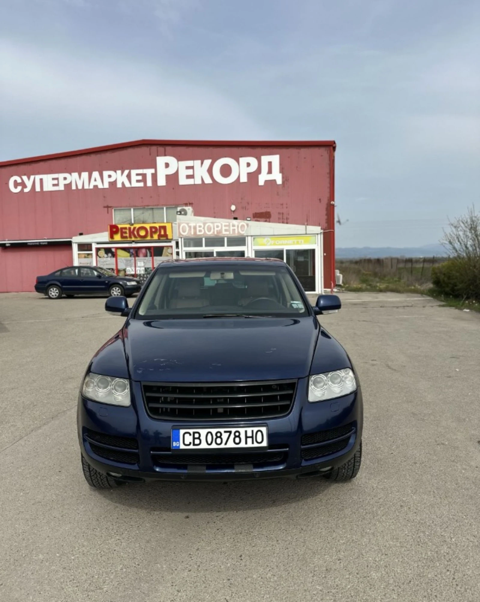 VW Touareg 2.5, снимка 2 - Автомобили и джипове - 54903093