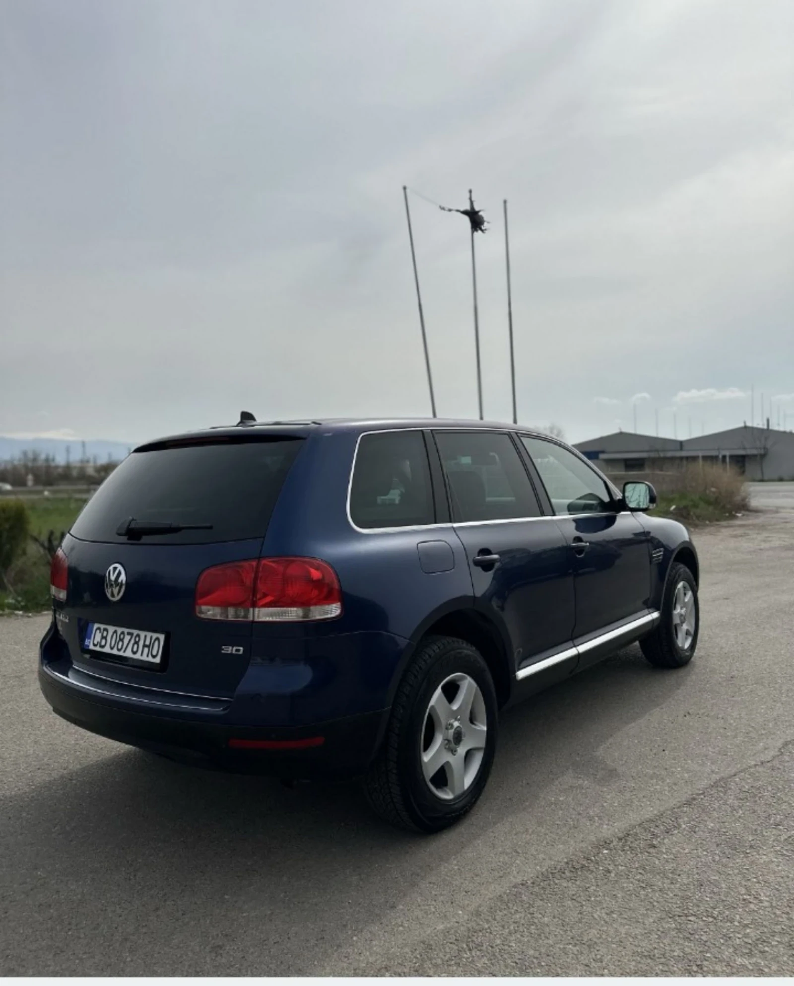 VW Touareg 2.5, снимка 6 - Автомобили и джипове - 54903093