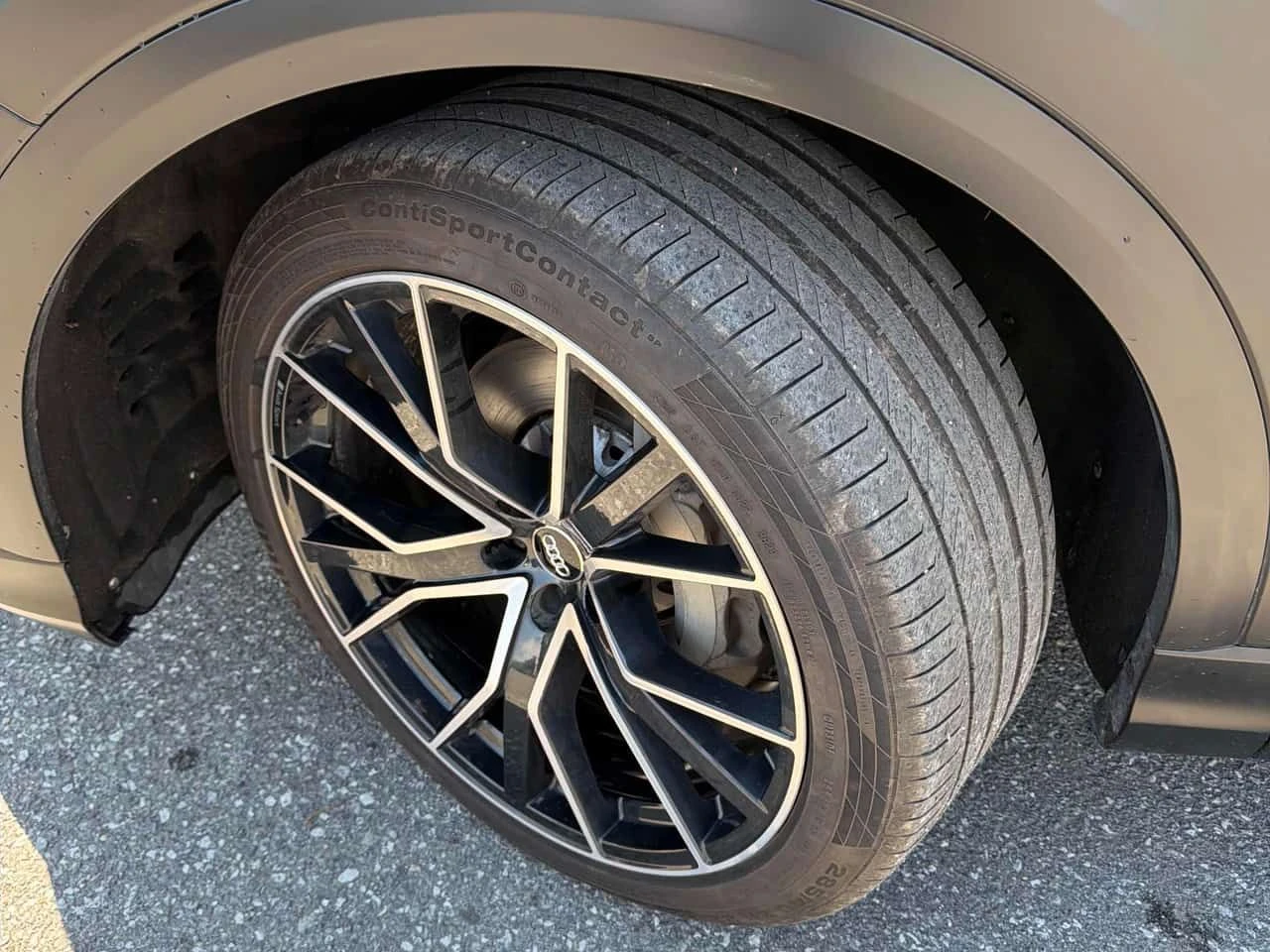 Audi Q8 * Technik * MATRIX* DISTRONIC* BANG&OLUFSEN* , снимка 7 - Автомобили и джипове - 54958308