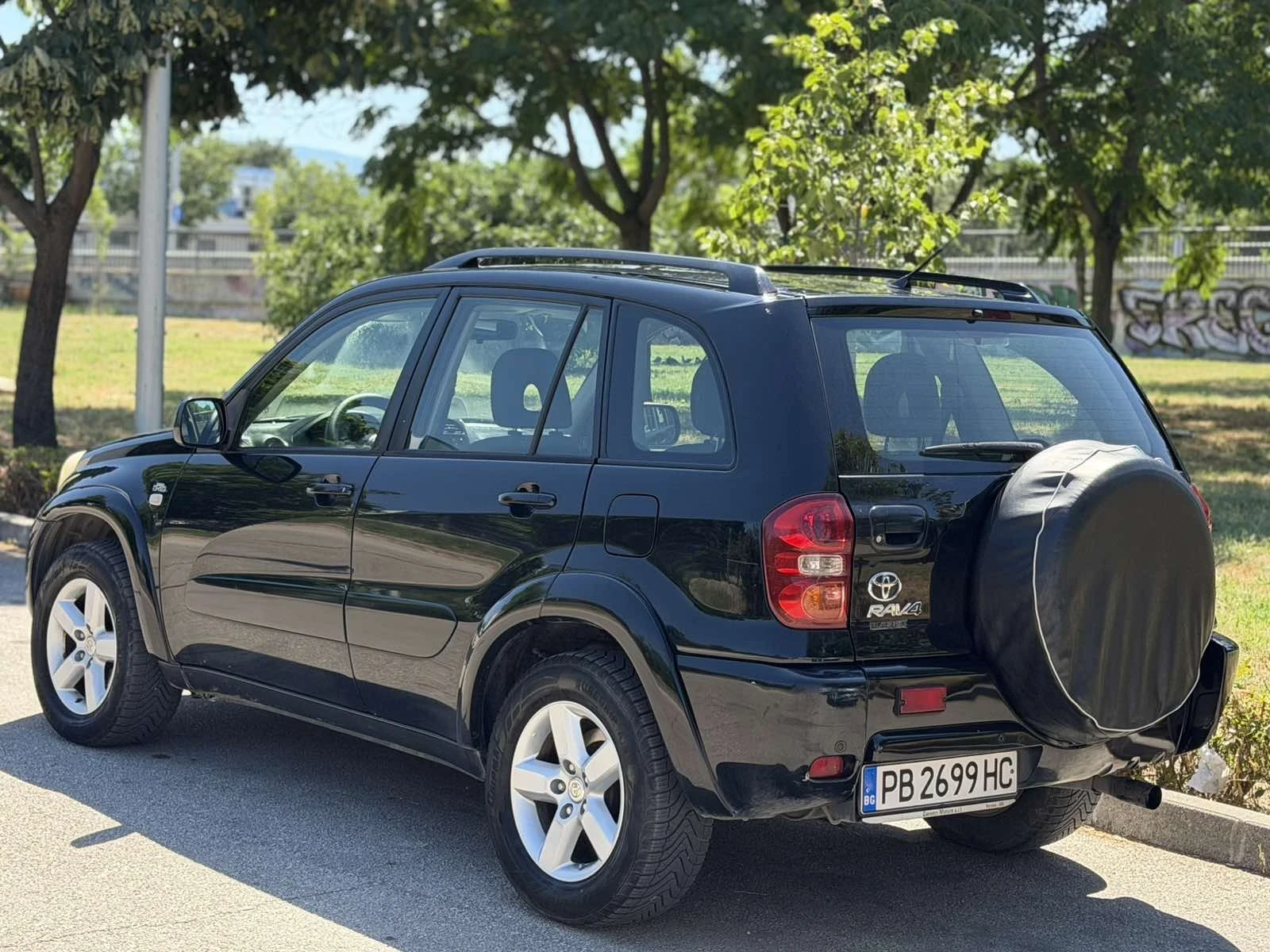Toyota Rav4, снимка 6 - Автомобили и джипове - 55078571