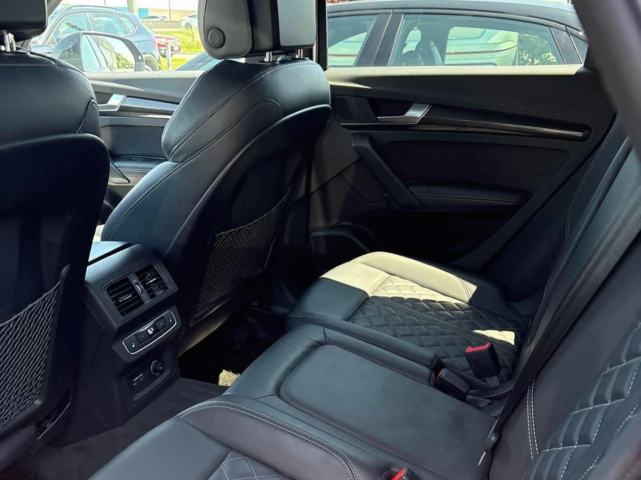Audi SQ5 Technik/ПАНОРАМА/ДИСТРОНИК/360, снимка 10 - Автомобили и джипове - 55239896