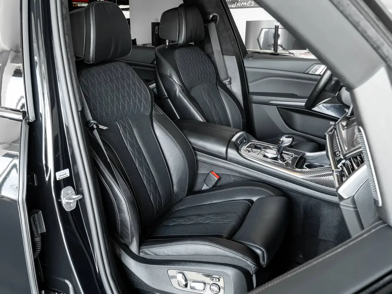 BMW X7, снимка 10 - Автомобили и джипове - 56227227