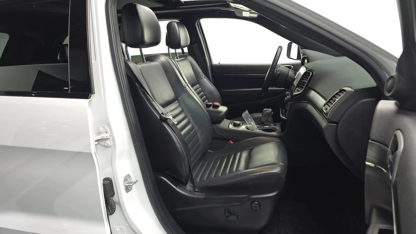 Jeep Grand cherokee, снимка 7 - Автомобили и джипове - 56685116