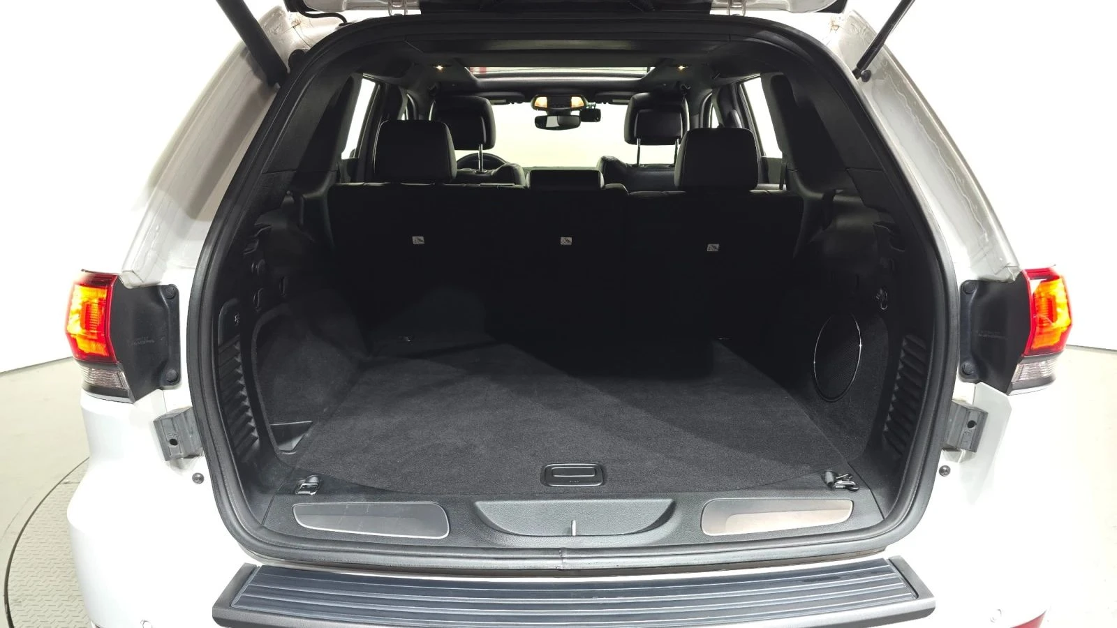 Jeep Grand cherokee, снимка 13 - Автомобили и джипове - 56685116