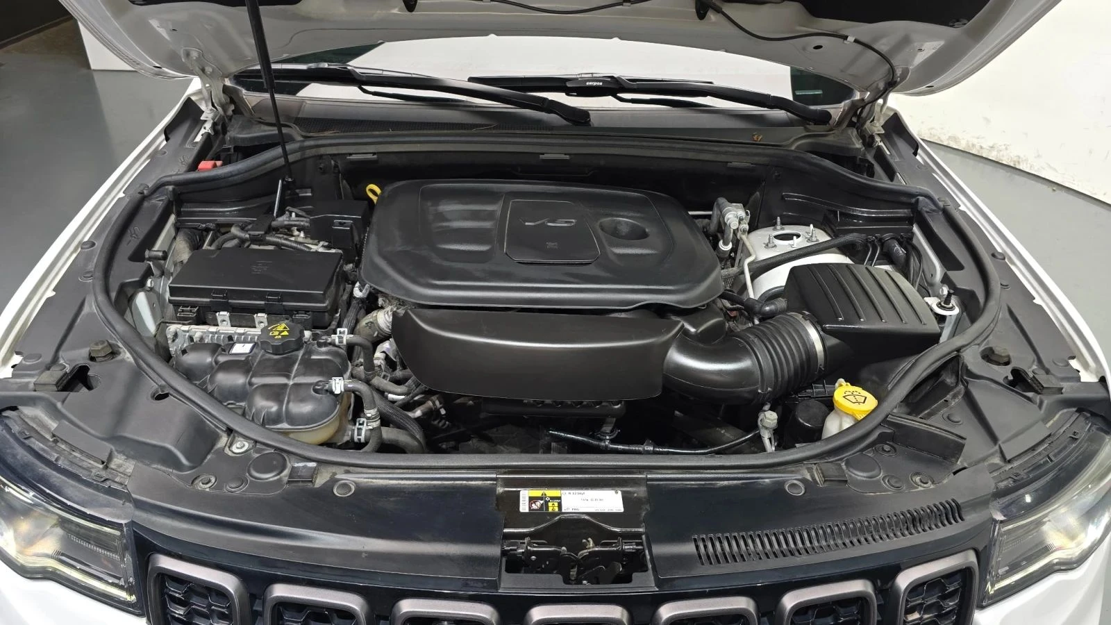 Jeep Grand cherokee, снимка 5 - Автомобили и джипове - 56685116