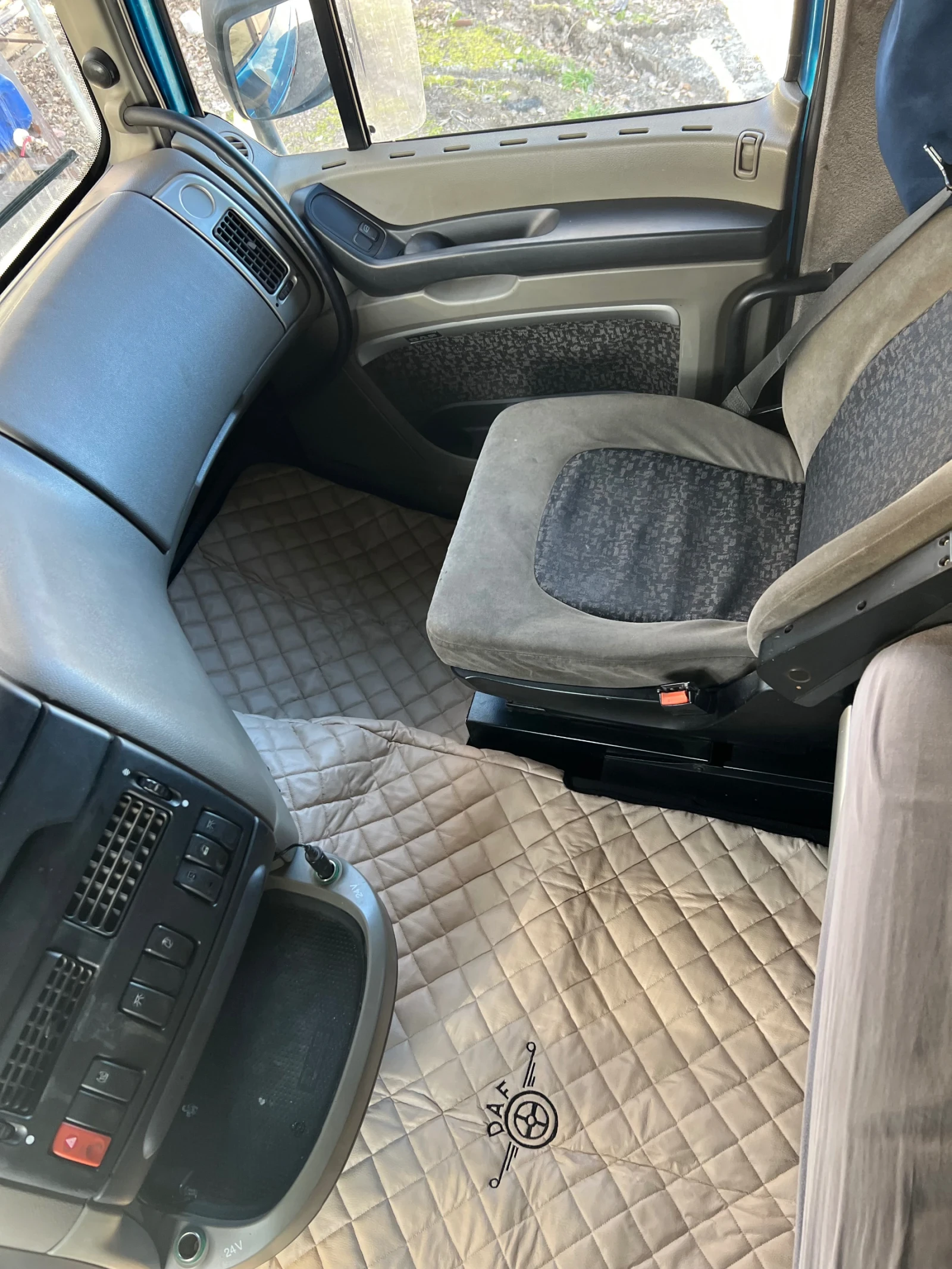 Daf XF 105  - изображение 9