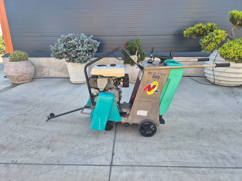 Други специализирани машини Друга ФУГОРЕЗ * MIKASA MCD216VDXS * КАТО НОВ