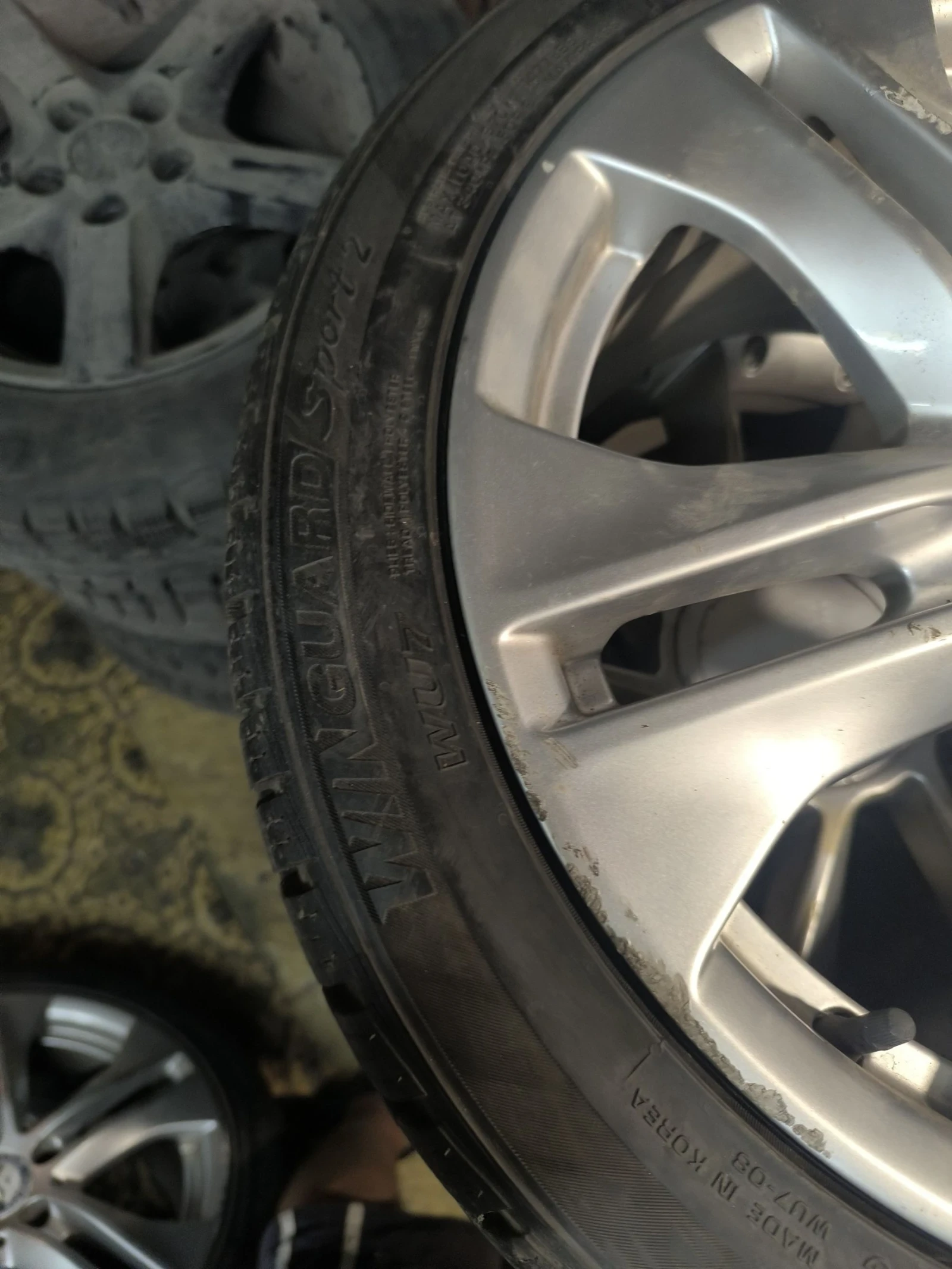 ���� � ������ 225/45R17 | Mobile.bg � ����������� 2