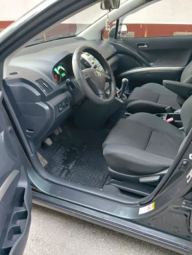 Toyota Corolla verso - 4200 € - 21965344 9