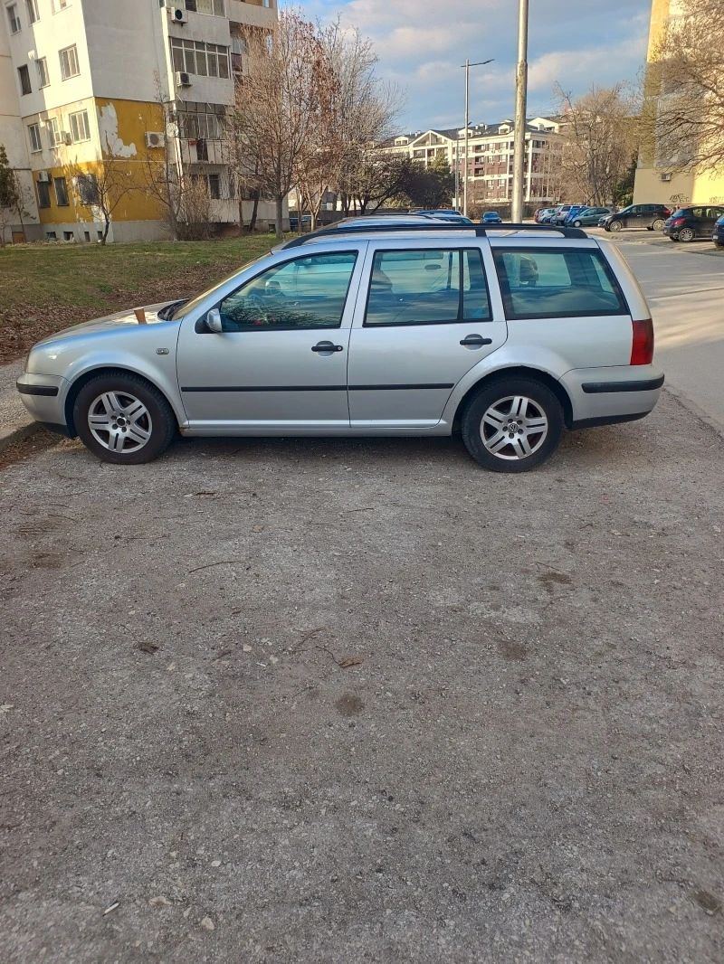 VW Golf, снимка 1 - Автомобили и джипове - 47547069