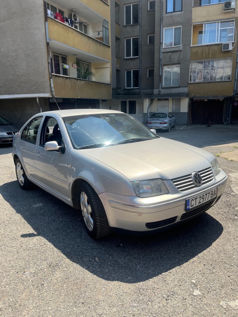 VW Bora, снимка 6 - Автомобили и джипове - 46261985