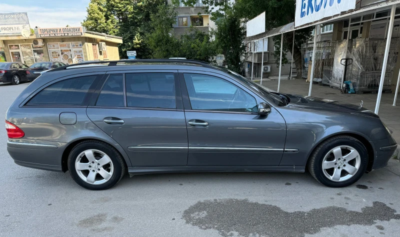 Mercedes-Benz E 220 W211 Avantgarde, снимка 7 - Автомобили и джипове - 47335304