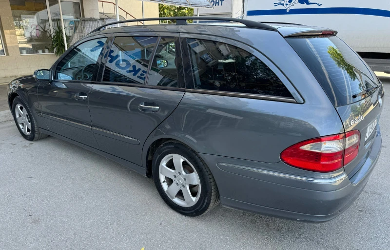 Mercedes-Benz E 220 W211 Avantgarde, снимка 5 - Автомобили и джипове - 47335304