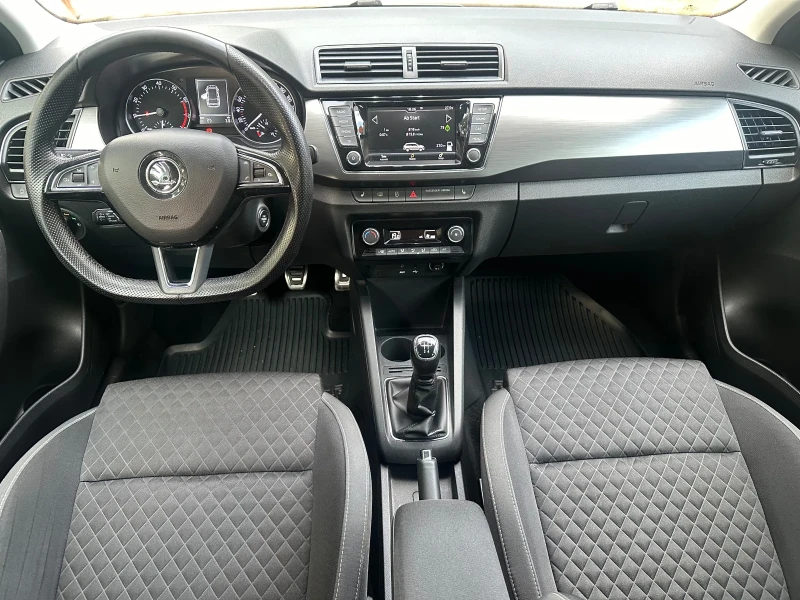 Skoda Fabia 1.0 TSI Euro 6, снимка 11 - Автомобили и джипове - 47469243